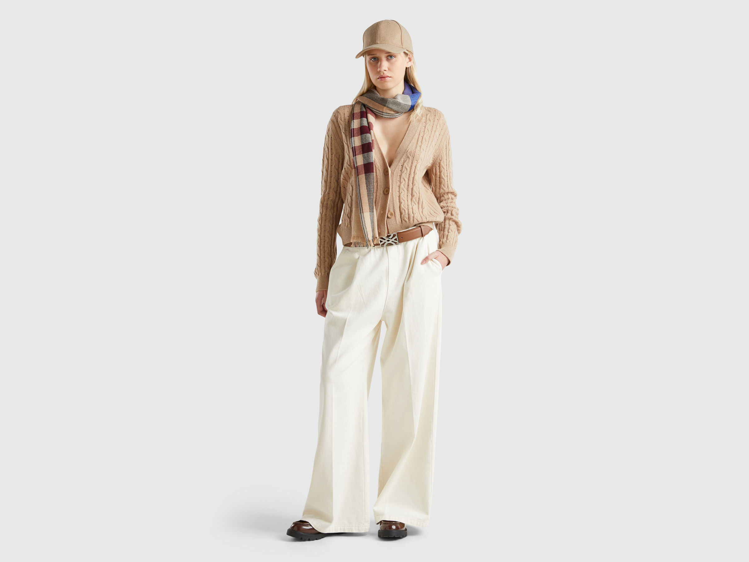 L/S CARDIGAN Mujer image number 3